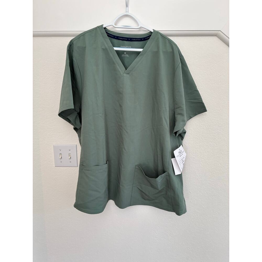 Fabletics 4X Womens Scrub Top NWOT Sage